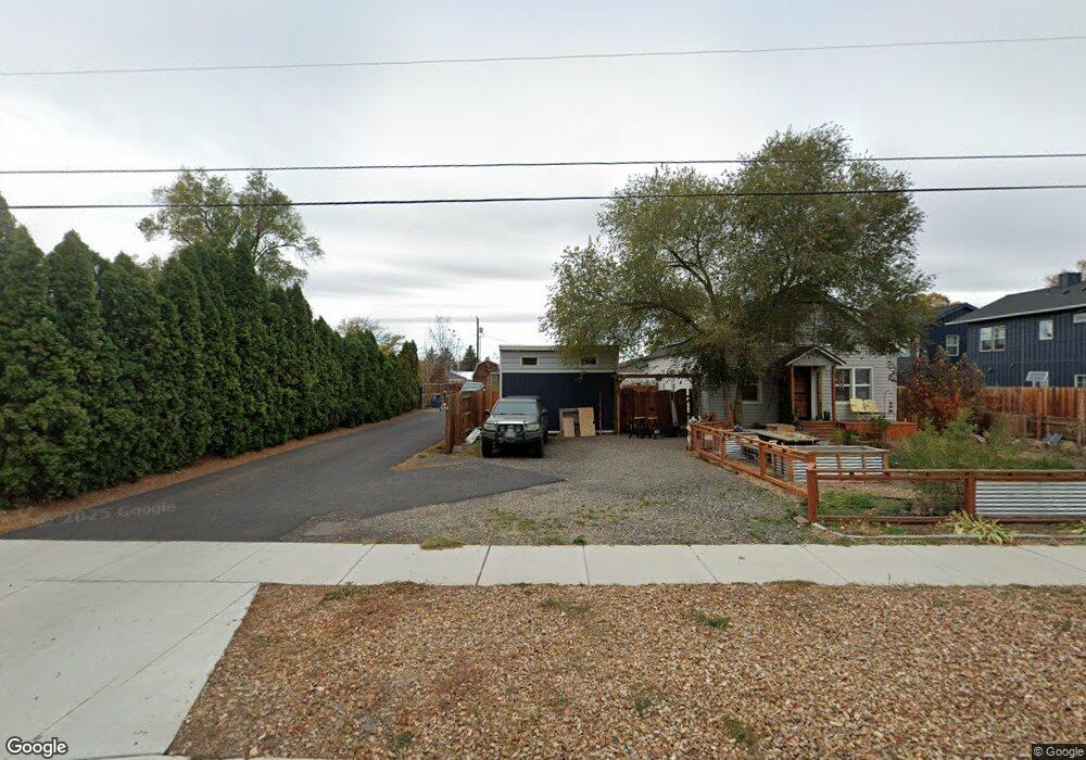 1059 SW 15th St, Redmond, OR 97756 - photo 1