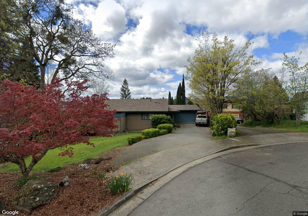 952 NE 12th St, Grants Pass, OR 97526 - photo 1