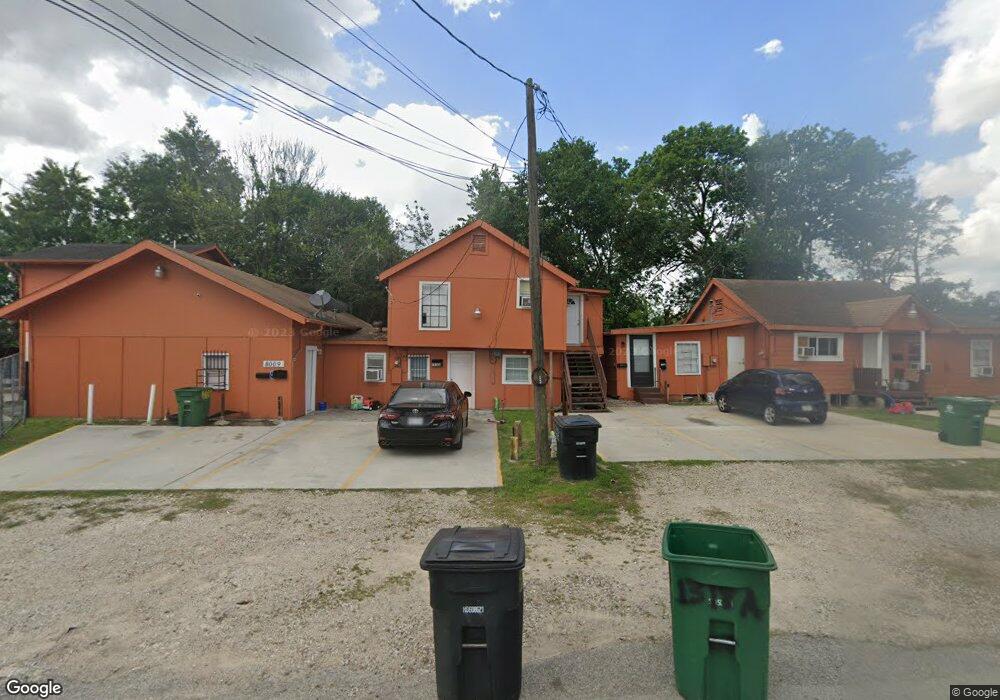 1316 1/2 Sadler St, Houston, TX 77022 - photo 1