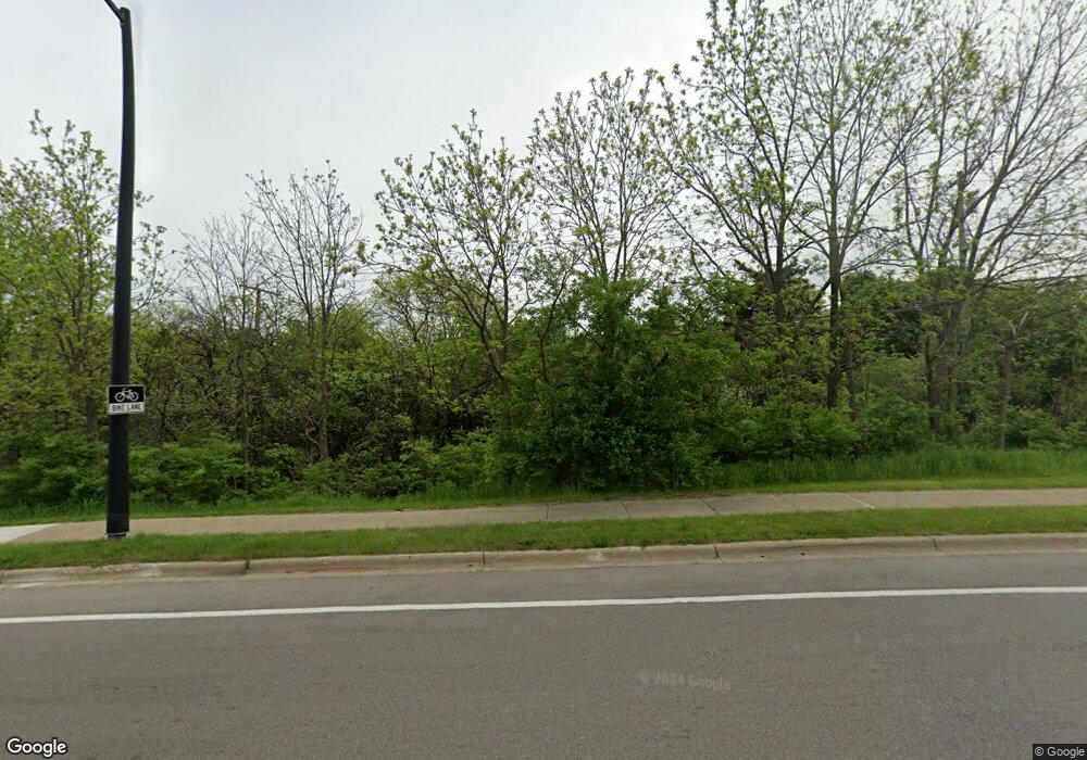 2942 Whittier Ct, Ann Arbor, MI 48104 - photo 1