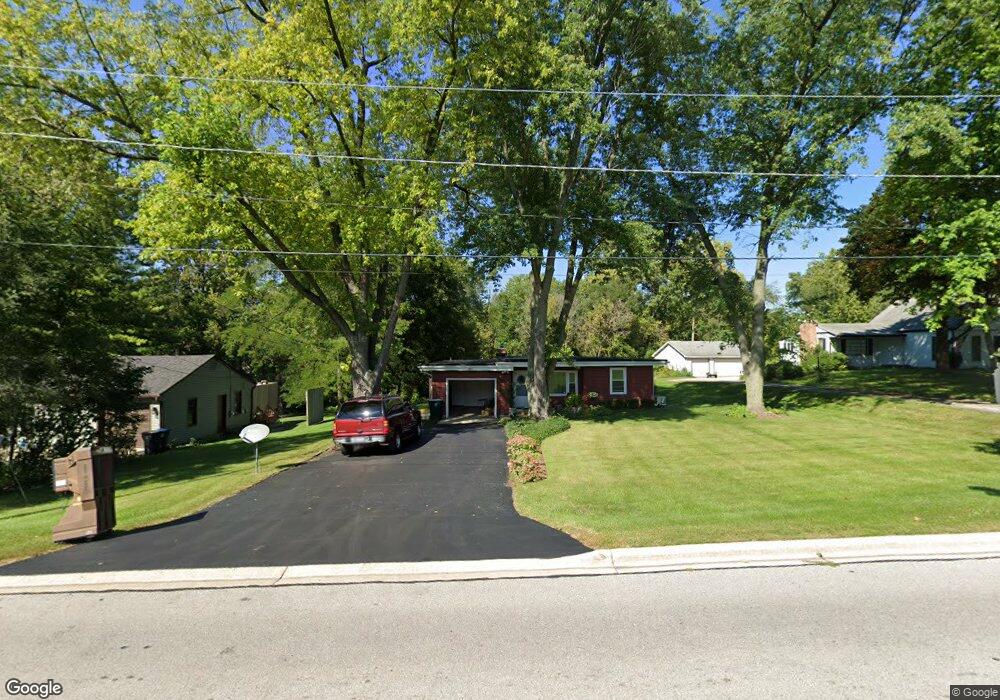 511 Pine St, Batavia, IL 60510 - photo 1