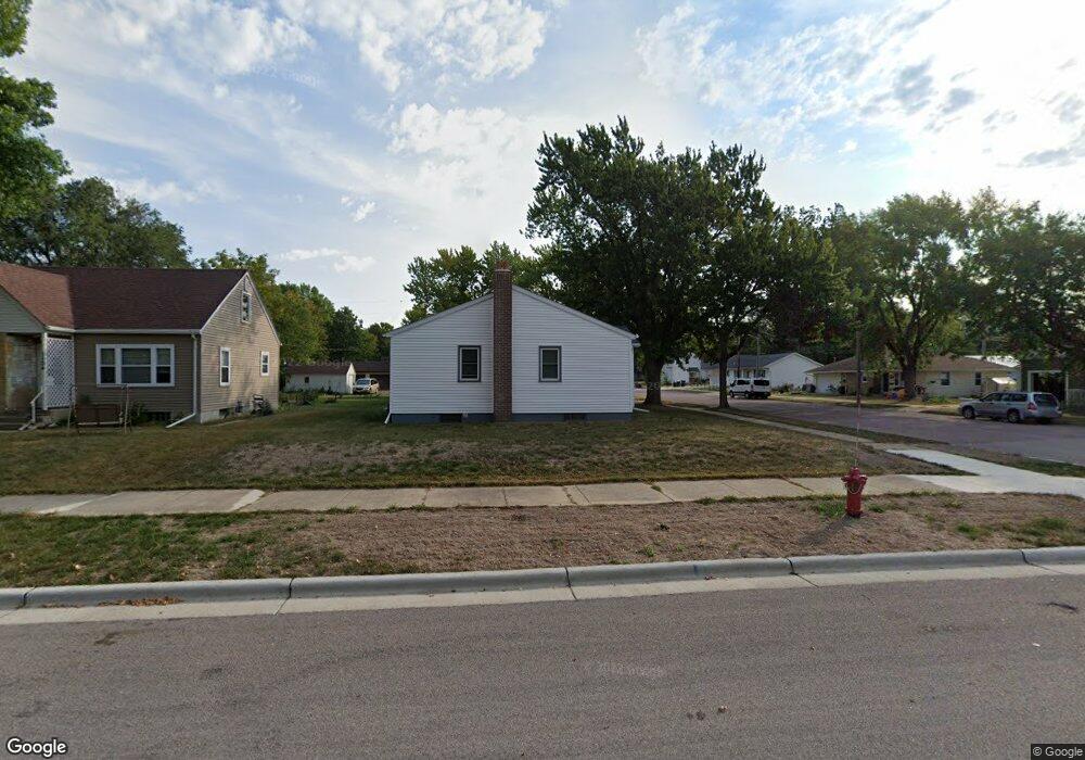 1100 N Jefferson St, New Ulm, MN 56073 - photo 1