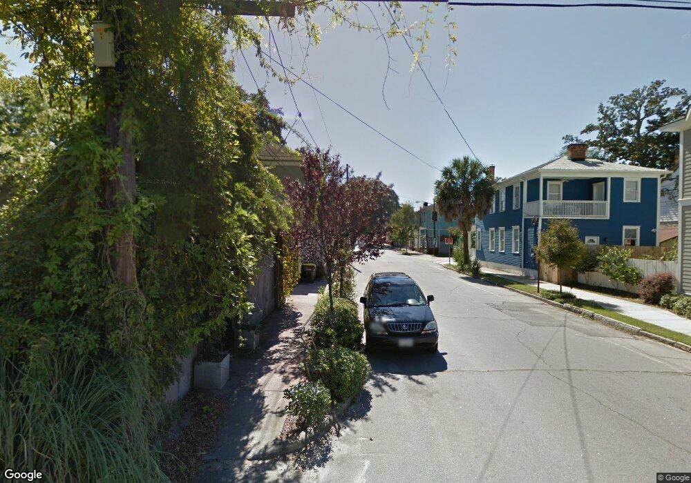 304 E Park Ln unit B, Savannah, GA 31401 - photo 1