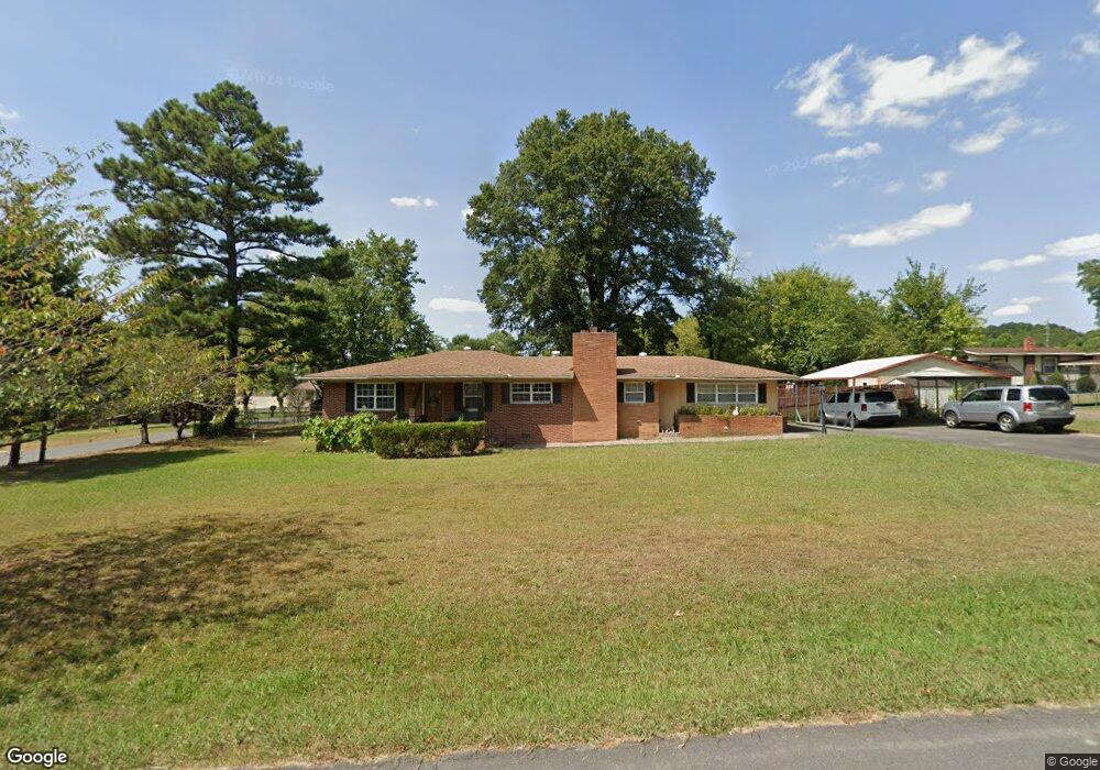 1307 Stacy Dr, Dalton, GA 30721 - photo 1