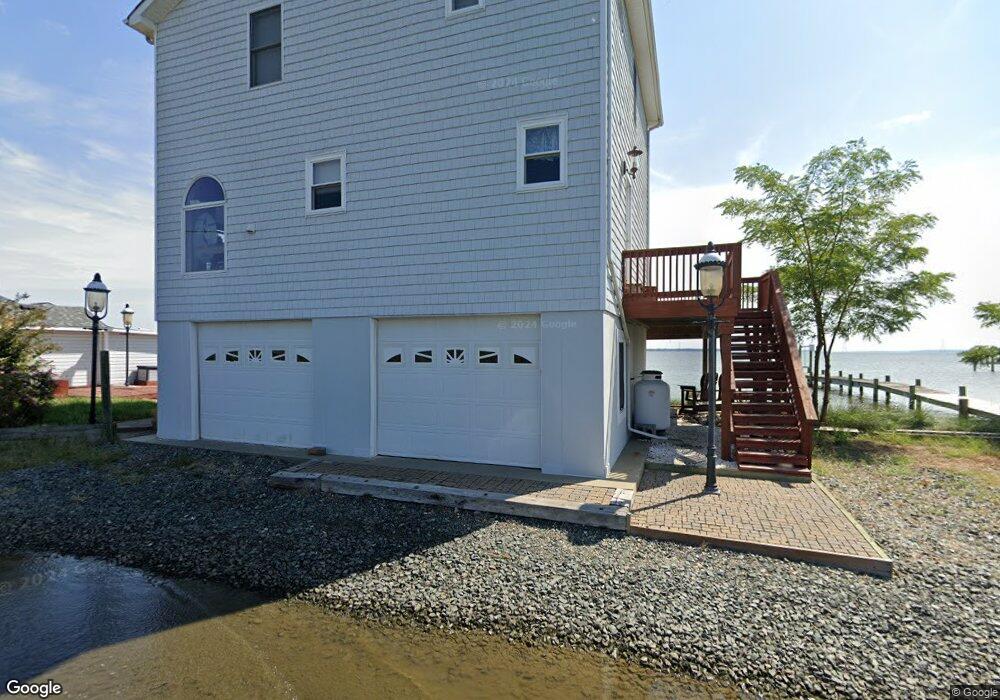 928 Fort Lowry Ln, Dunnsville, VA 22454 - photo 1