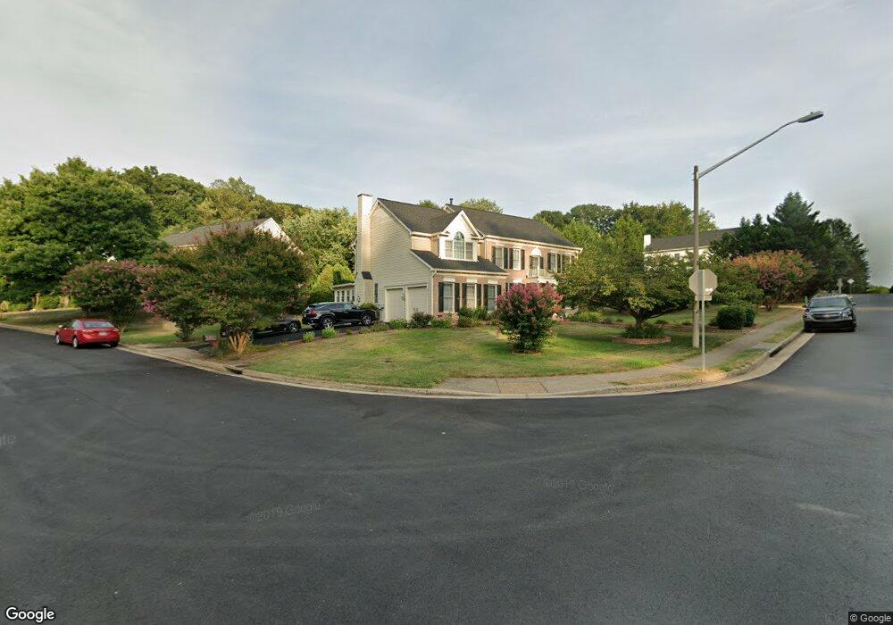 2033 Hanson Ln, Woodbridge, VA 22191 - photo 1