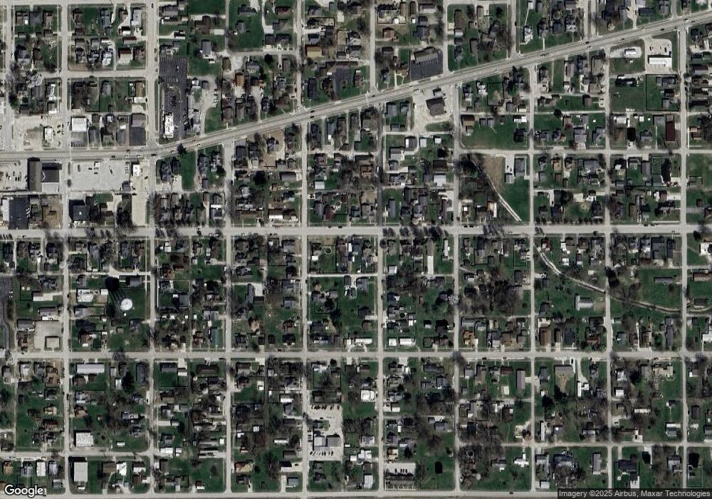 669 E Vincennes St, Linton, IN 47441 - photo 1