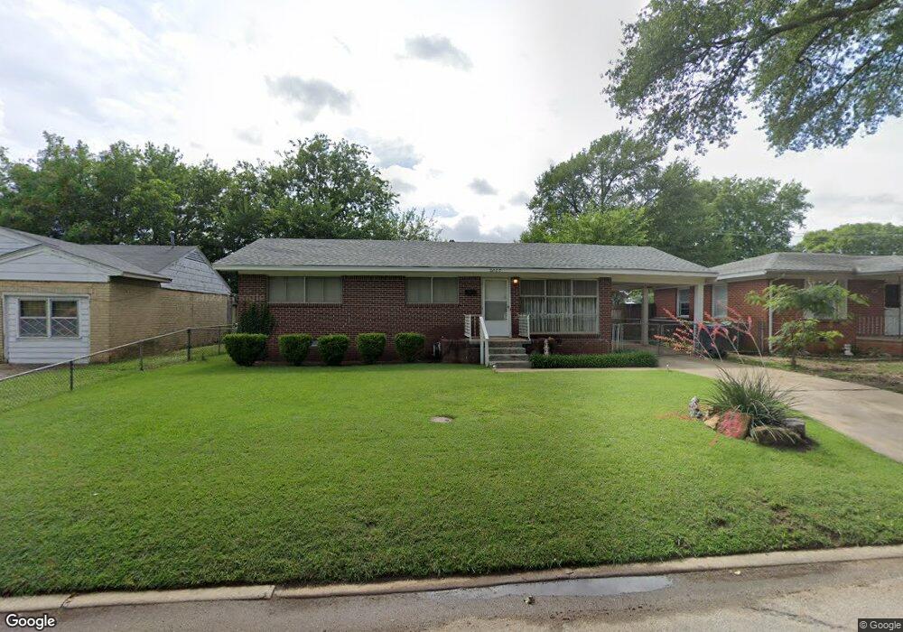 2007 Choctaw St, Ardmore, OK 73401 - photo 1