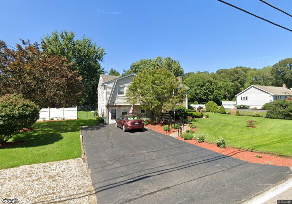 14 Bellingham Rd, Blackstone, MA 01504 - photo 1