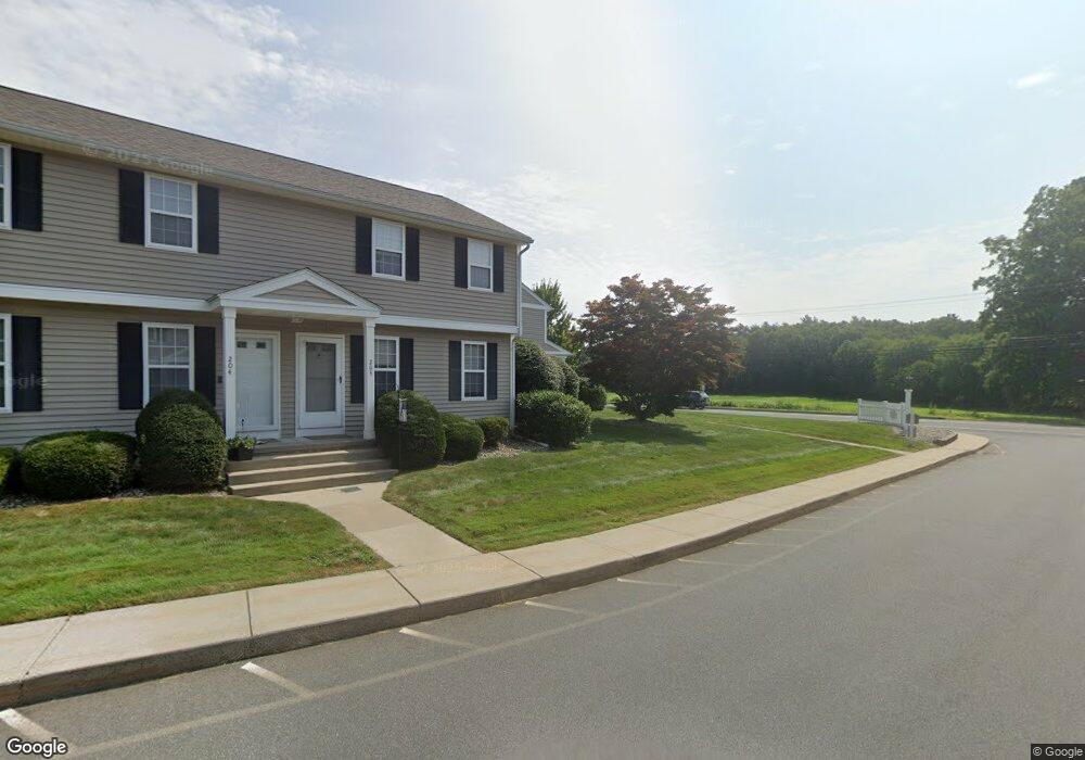 106 Meadowecrest Cir, Ludlow, MA 01056 - photo 1