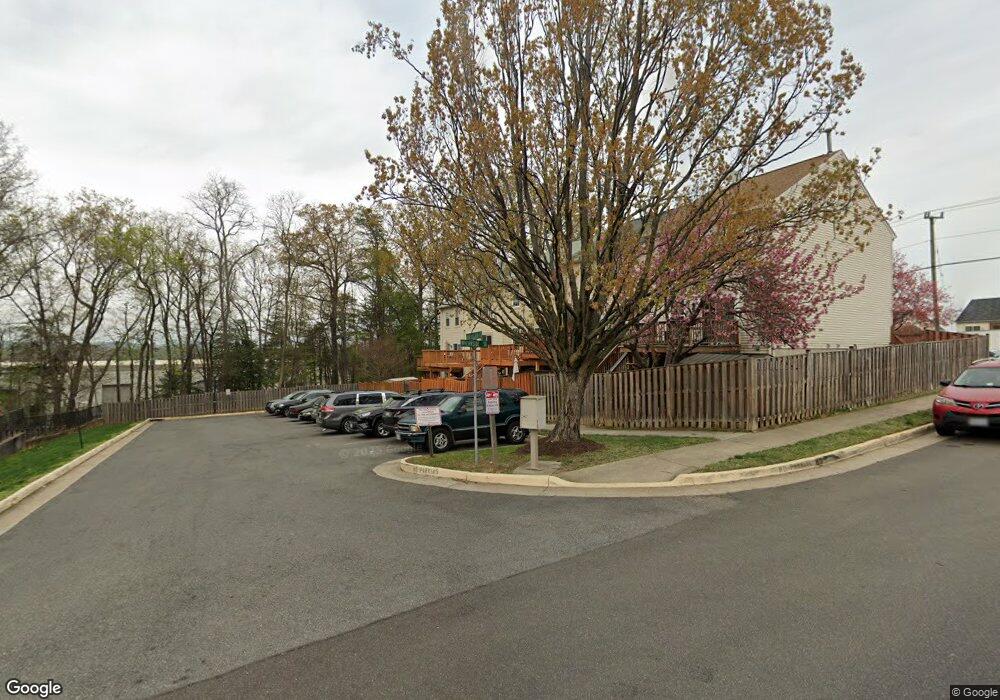 7309 Harrogate Ct, Lorton, VA 22079 - photo 1