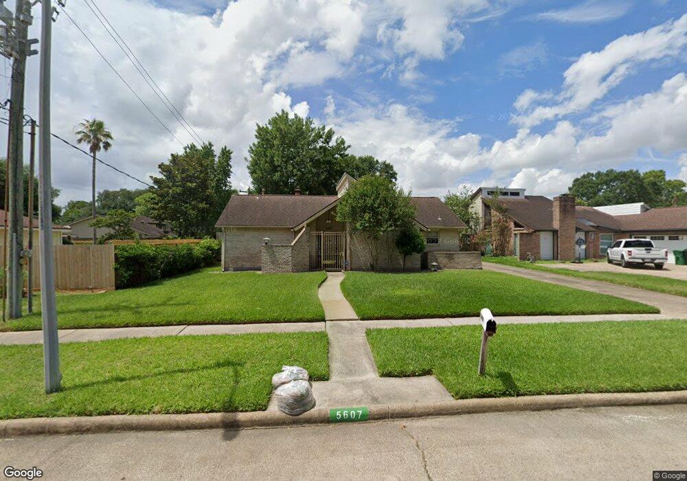 5607 Water Leaf Ln, Houston, TX 77088 - photo 1