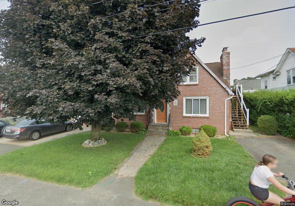 62 Pine St, Ludlow, MA 01056 - photo 1