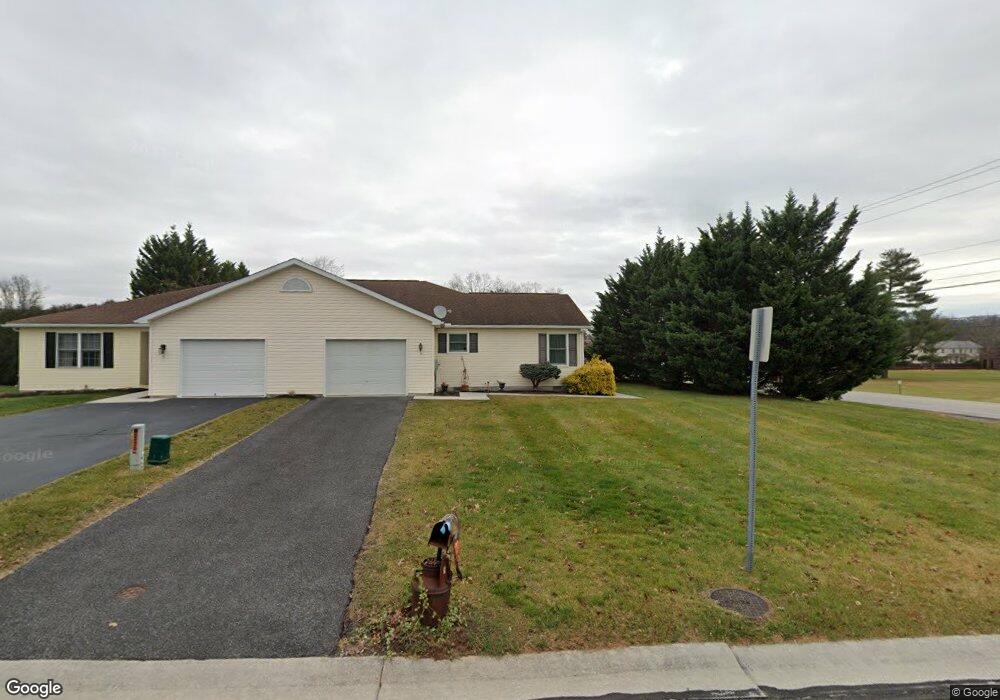 5 Sunshine Ave unit 1, Gettysburg, PA 17325 - photo 1