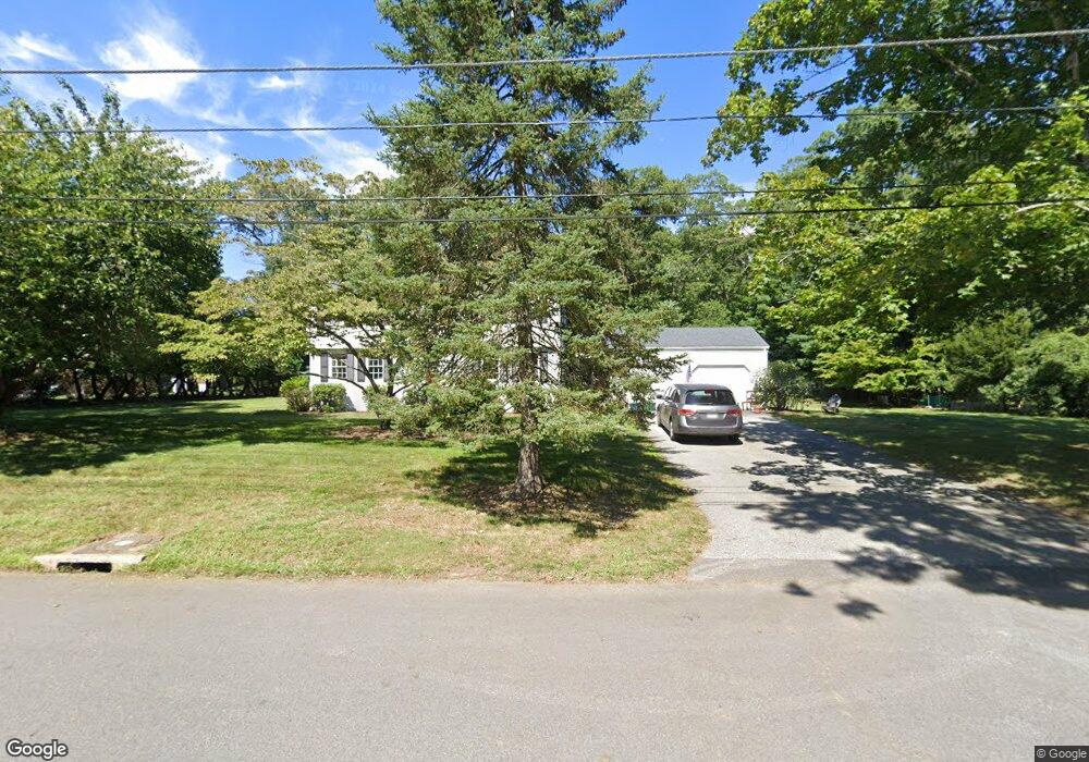 12 Oak Manor Dr, Barrington, RI 02806 - photo 1