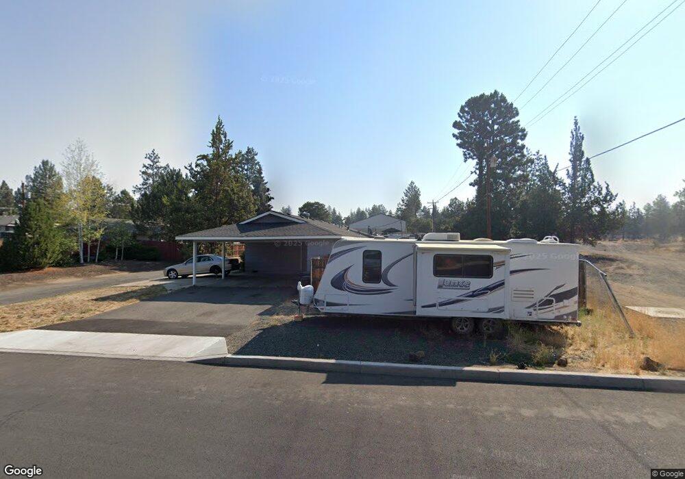 550 SE Wildcat Dr, Bend, OR 97702 - photo 1