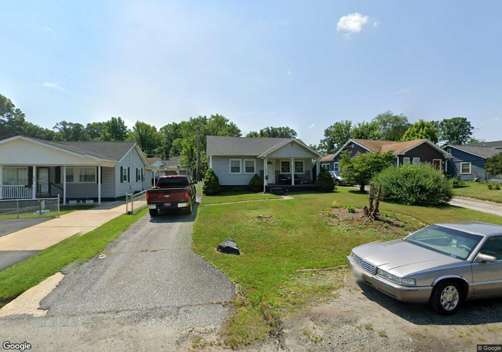 533 Compass Rd E, Middle River, MD 21220 - photo 1