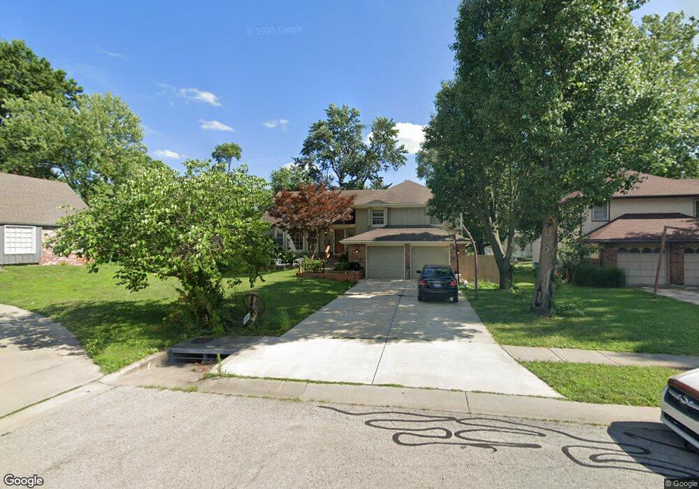 11705 W 53rd St, Shawnee, KS 66203 - photo 1