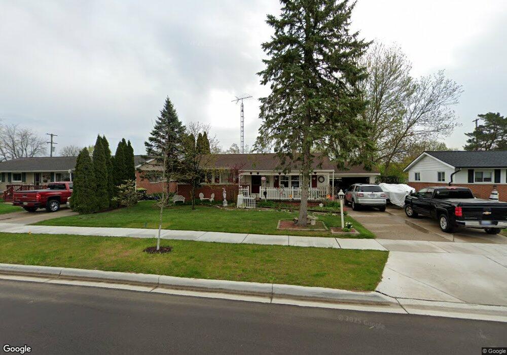 5311 Greenleaf Dr, Swartz Creek, MI 48473 - photo 1