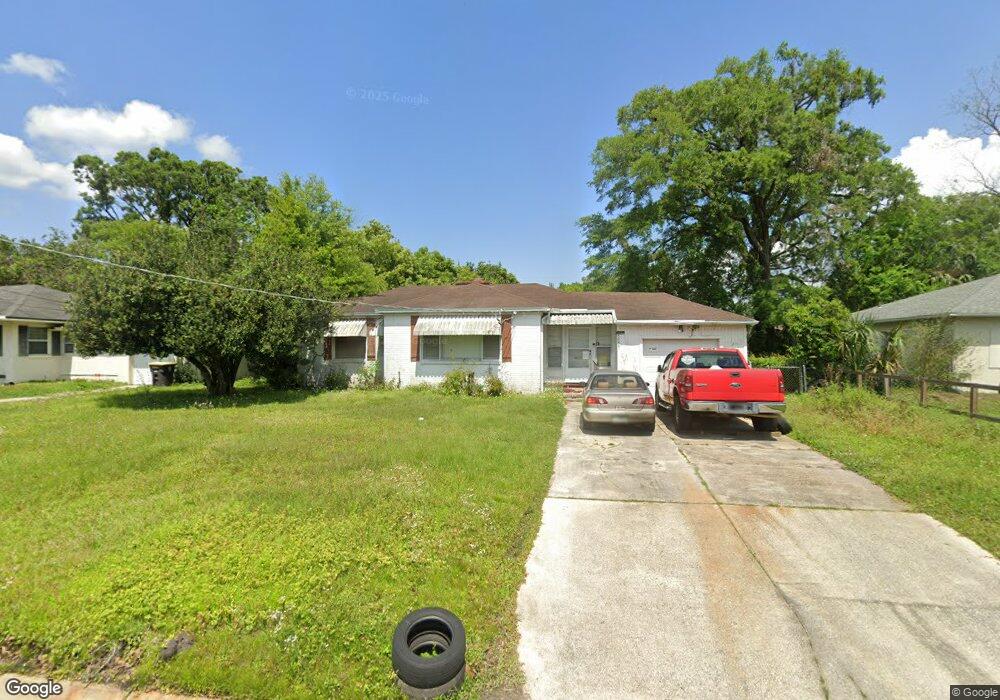 5059 Kerle St, Jacksonville, FL 32205 - photo 1