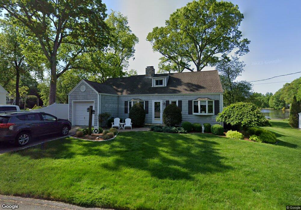 123 Fern Cir, Trumbull, CT 06611 - photo 1