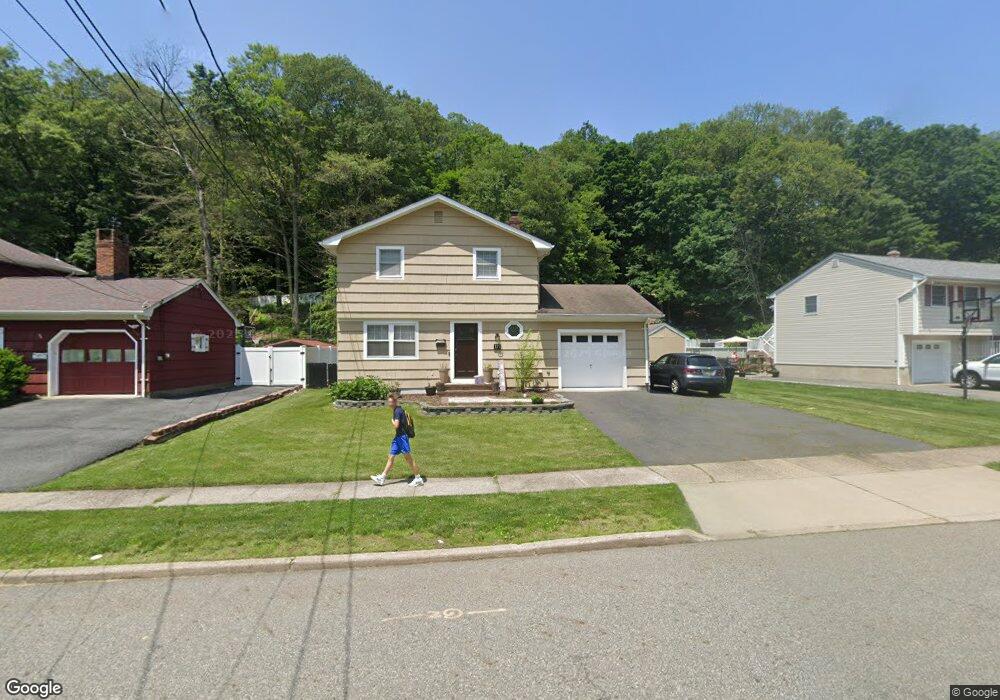 171 Reeve Ave, Bloomingdale, NJ 07403 - photo 1