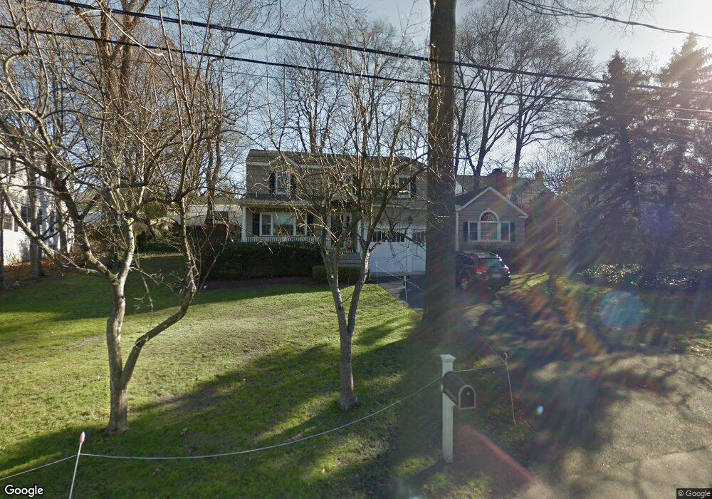 26 Meyer Place, Riverside, CT 06878 - photo 1