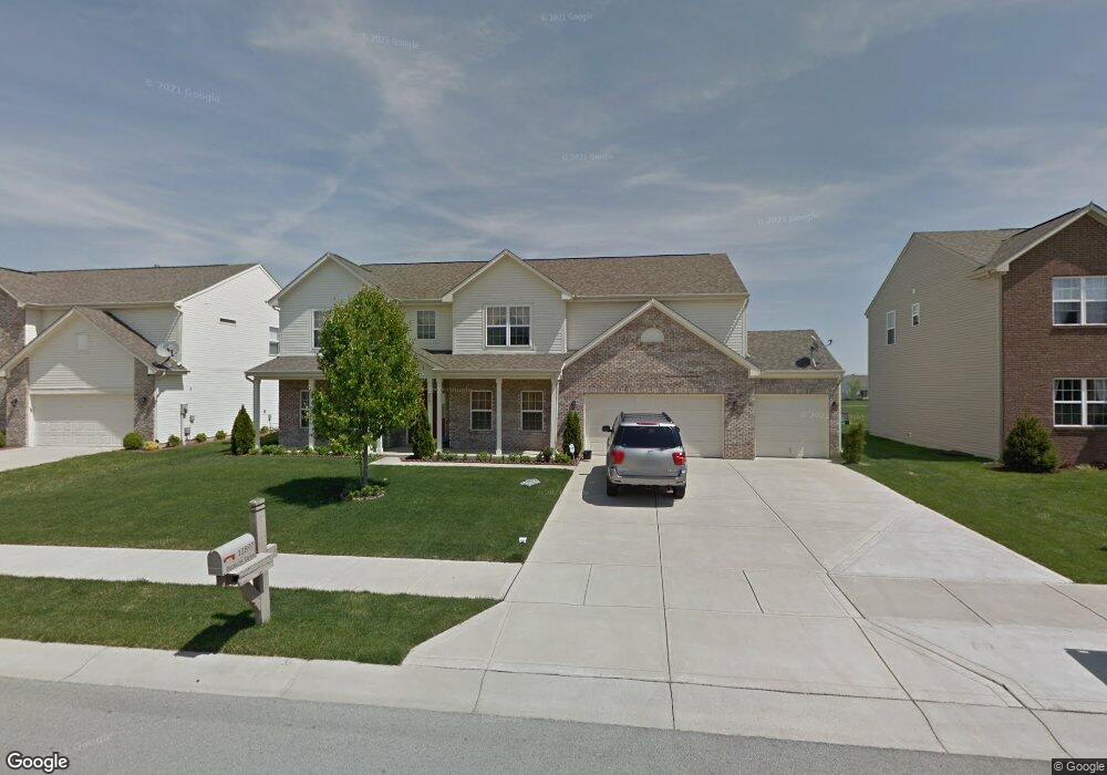12897 Broncos Dr, Fishers, IN 46037 - photo 1