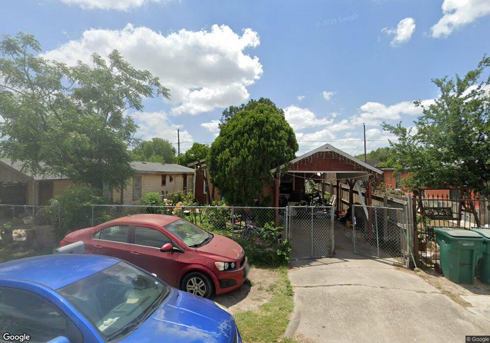 812 E Chapa Ave, Pharr, TX 78577 - photo 1