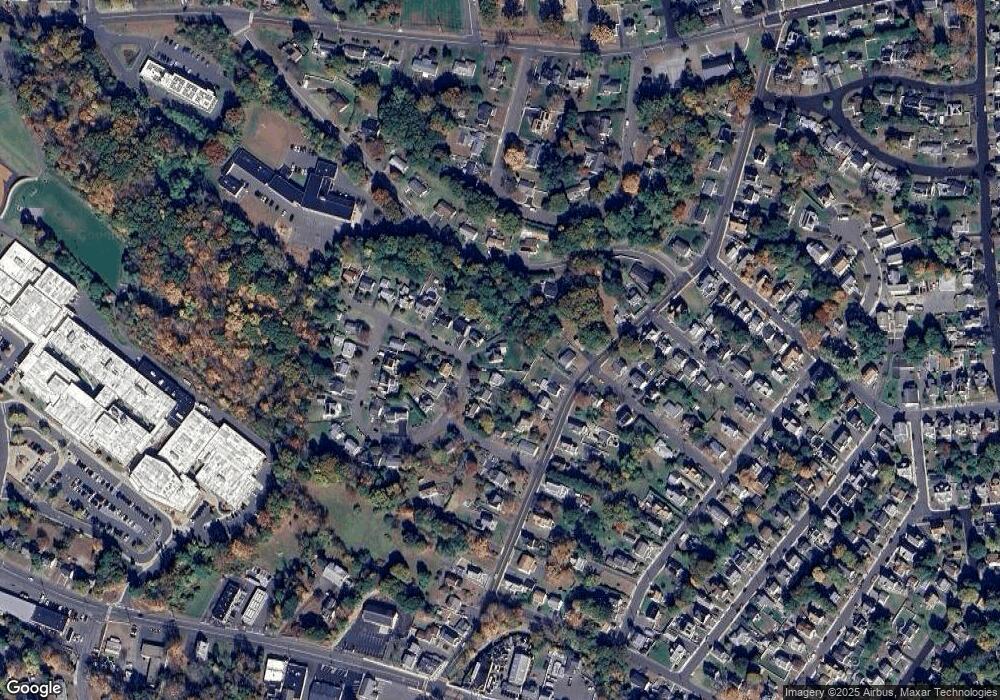 45 Pearl Rd, Naugatuck, CT 06770 - photo 1