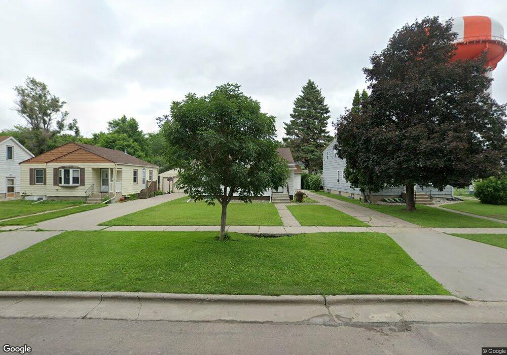 1445 11th St N, Fargo, ND 58102 - photo 1