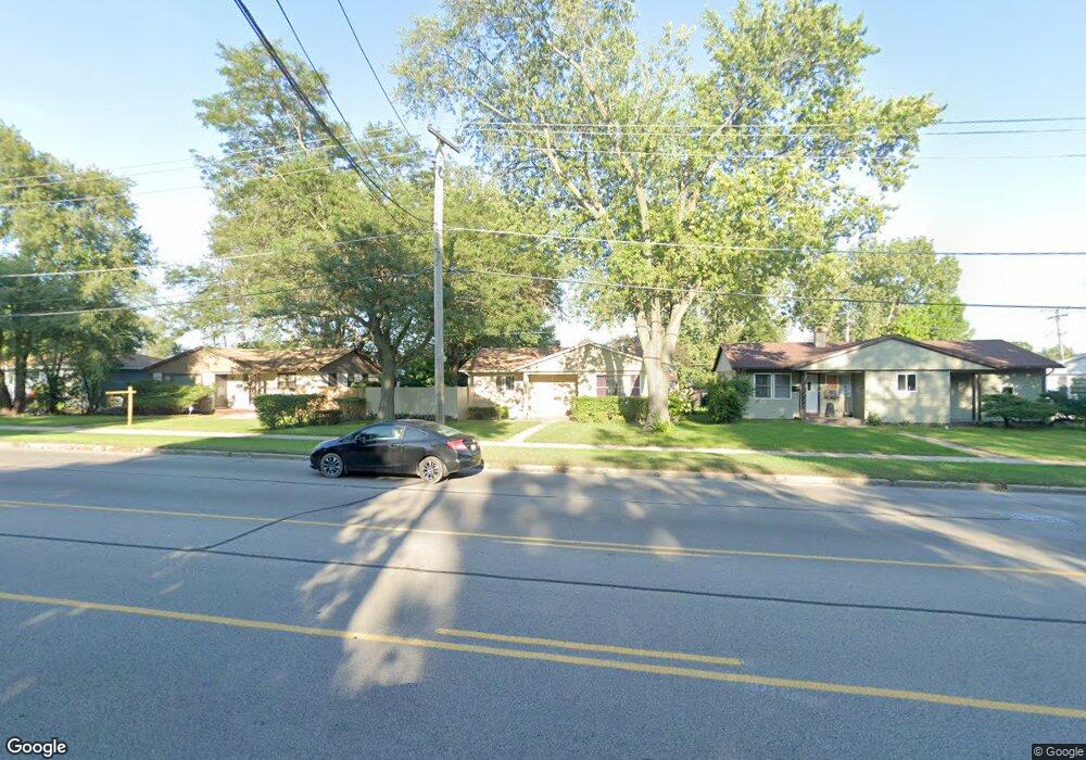 2331 N Lewis Ave, Waukegan, IL 60087 - photo 1