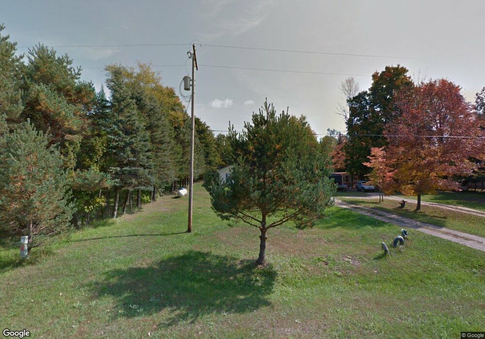 2174 N Bard Rd, Gladwin, MI 48624 - photo 1