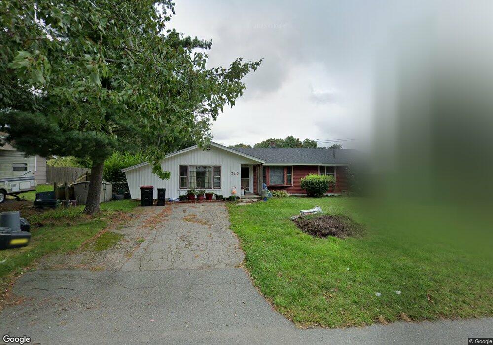 716 E Ashland St, Brockton, MA 02302 - photo 1