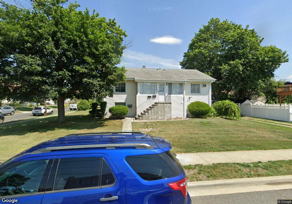 170 Cedar St unit 1, Freeport, NY 11520 - photo 1