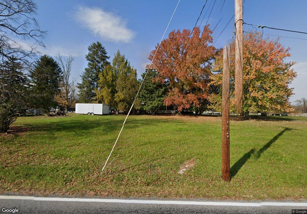 13908 Round Top Rd, Hancock, MD 21750 - photo 1