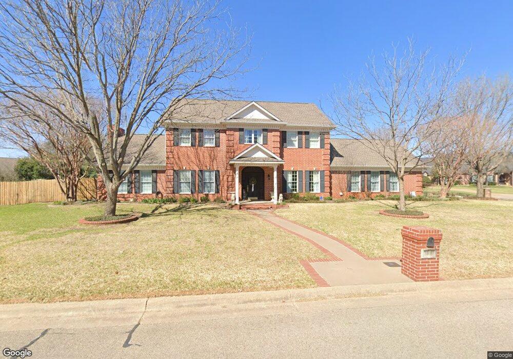 1106 Brook Ln, Cleburne, TX 76033 - photo 1