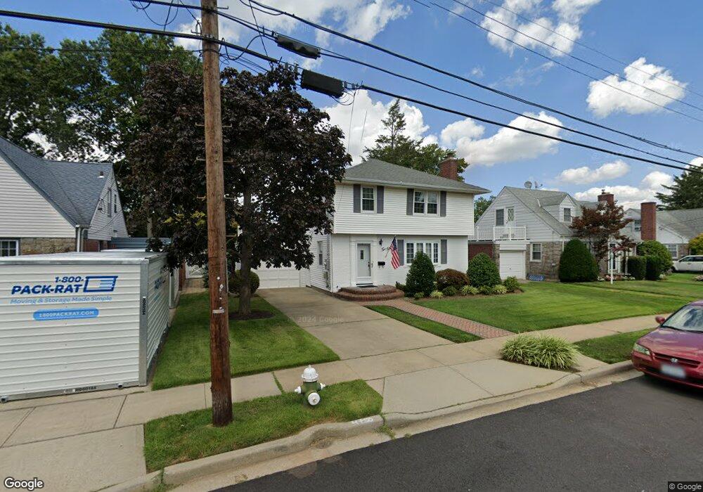 250 Hamilton Ave, West Hempstead, NY 11552 - photo 1