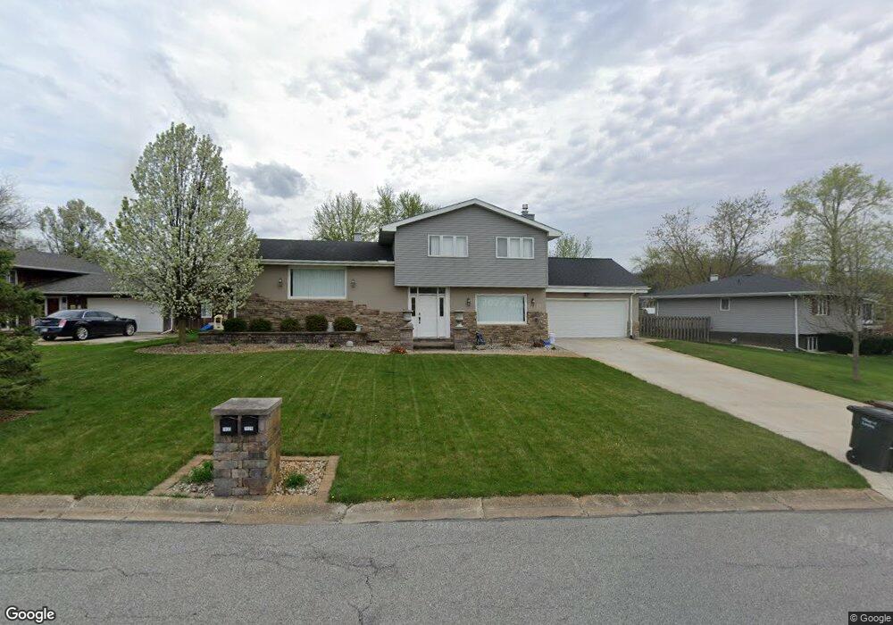 7825 W 84th Place, Crown Point, IN 46307 - photo 1