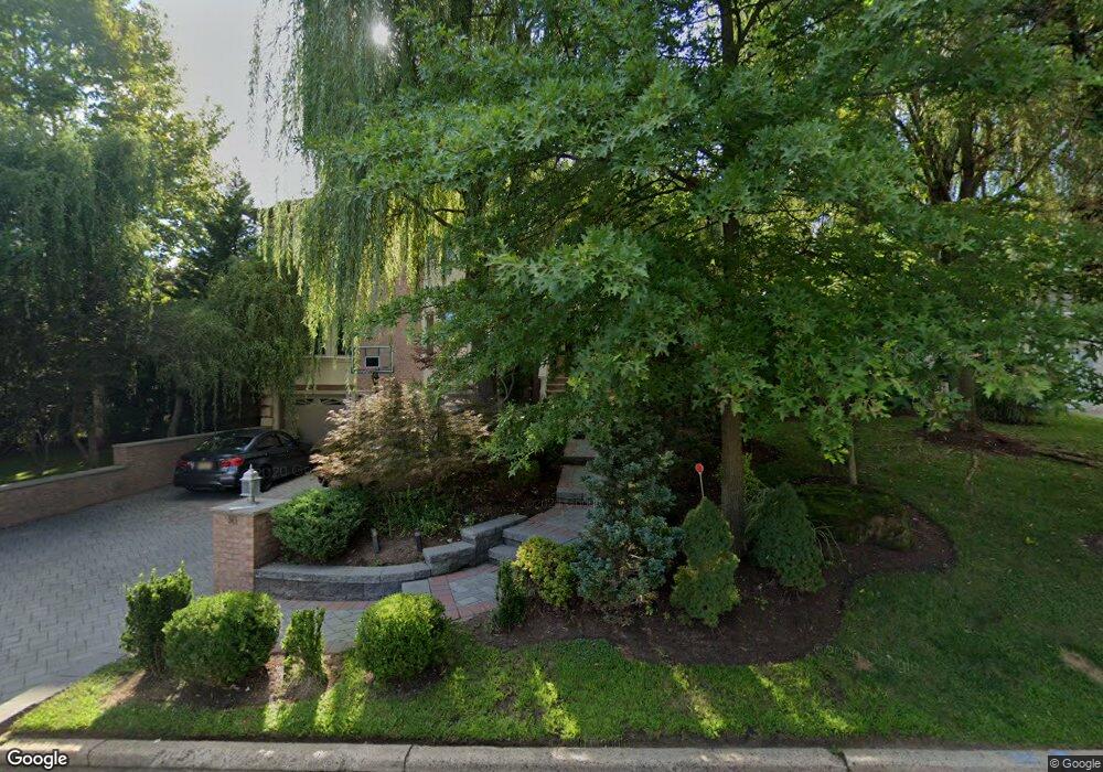 345 Bullard Ave, Paramus, NJ 07652 - photo 1