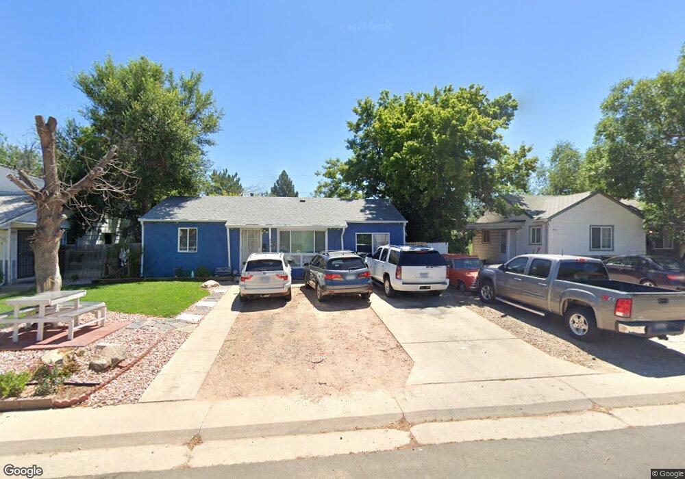 870 Kenton St, Aurora, CO 80010 - photo 1