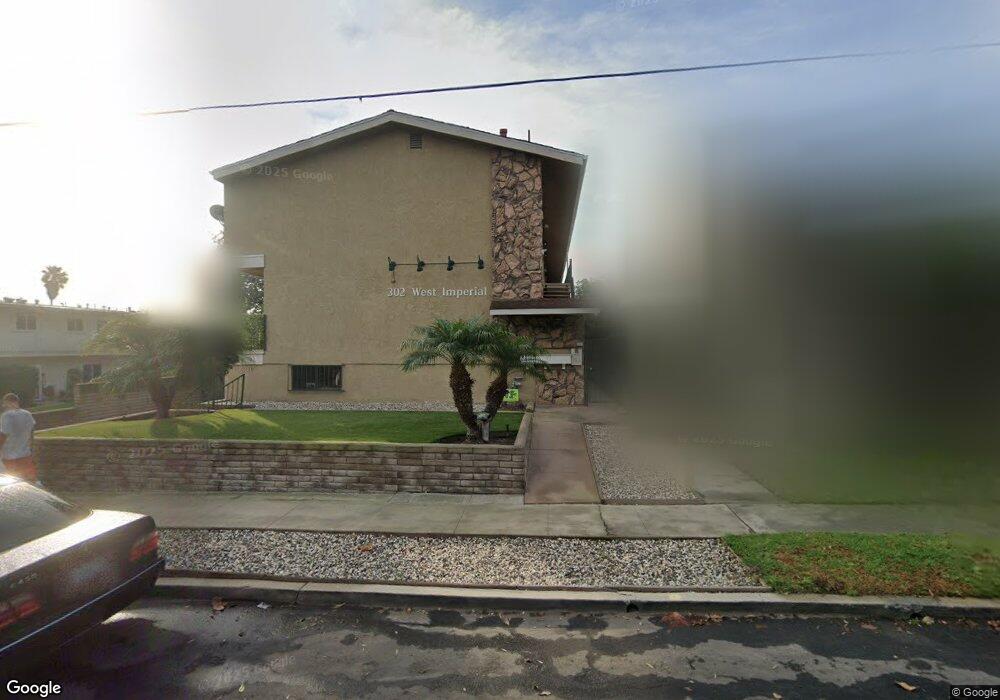 302 W Imperial Ave, El Segundo, CA 90245 - photo 1