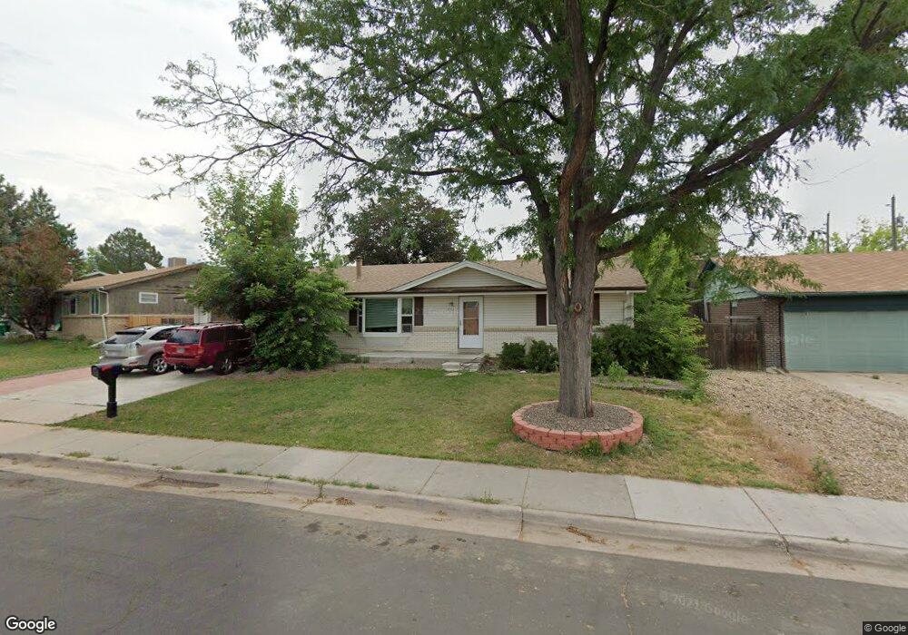 384 S Nile St, Aurora, CO 80012 - photo 1
