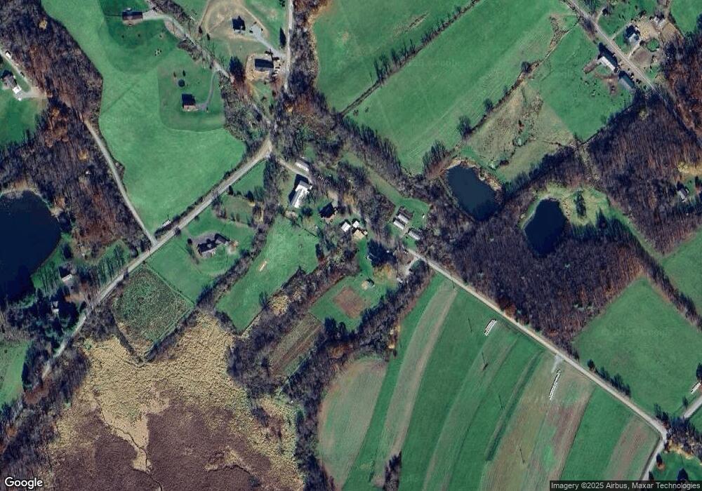 219 Valley Dr, Falls, PA 18615 - photo 1