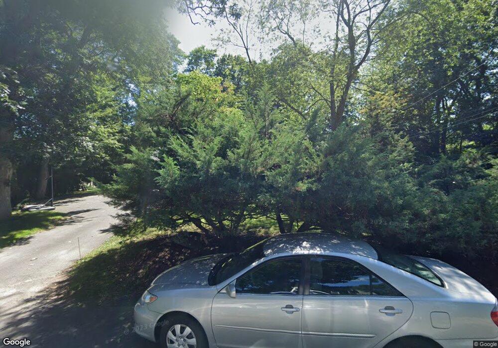 8 Beaver Rd, Barrington, RI 02806 - photo 1