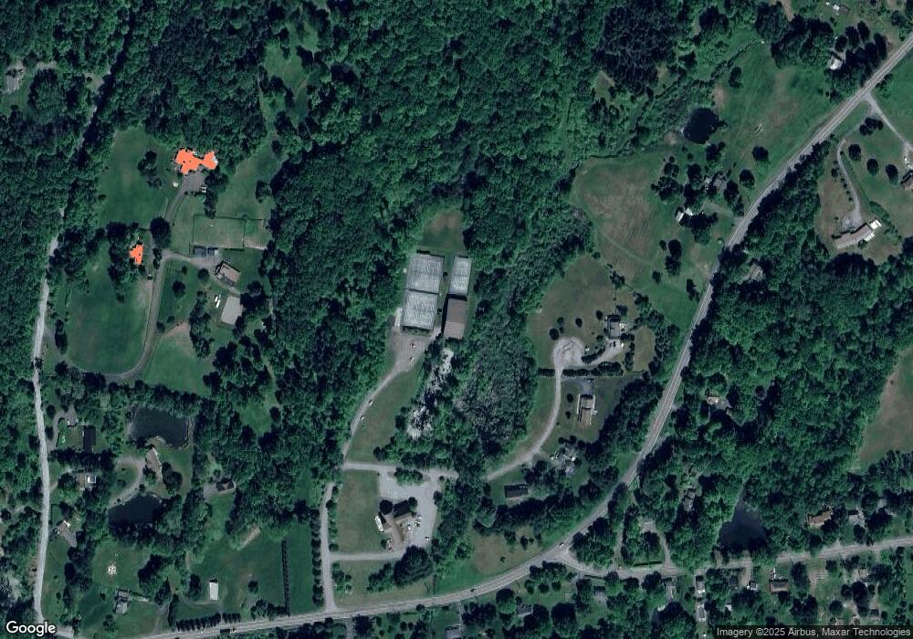 2 Salisbury Ct, Rhinebeck, NY 12572 - photo 1