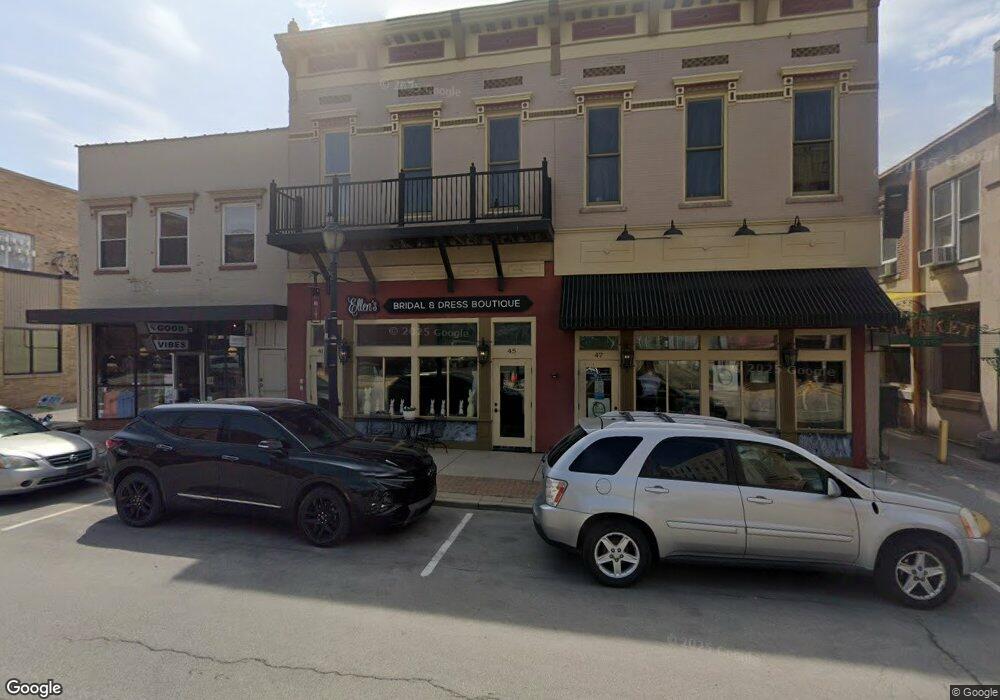 47 W Market St, Wabash, IN 46992 - photo 1