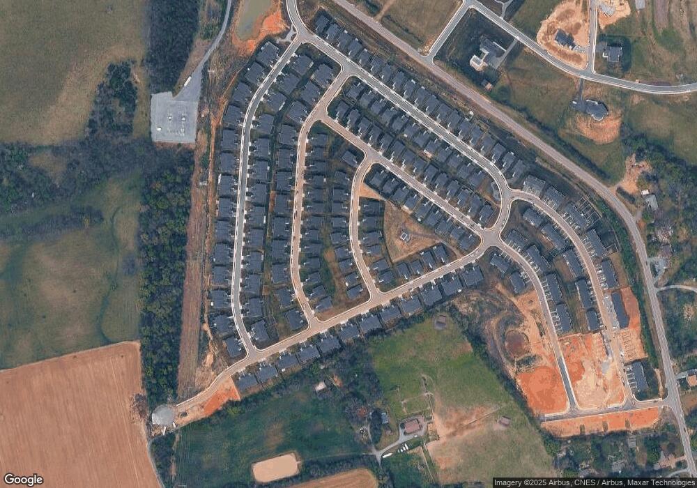 4611 Dunbar St, Harrisonburg, VA 22801 - photo 1