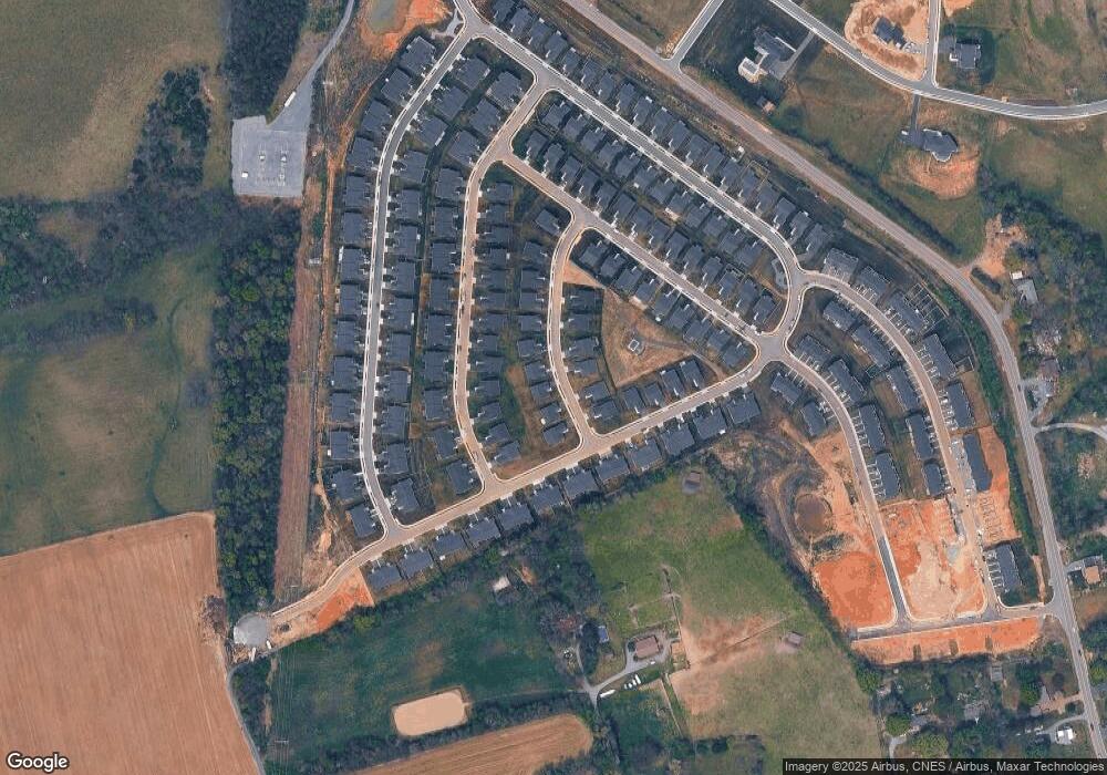 4621 Dunbar St, Harrisonburg, VA 22801 - photo 1