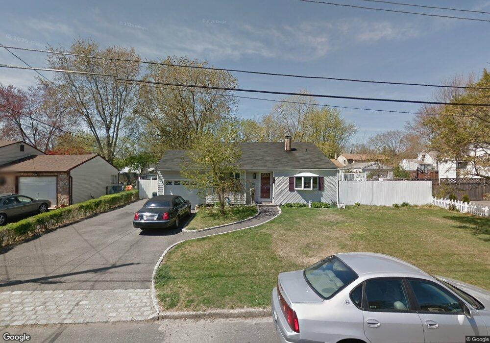 3004 Falcon Ave, Medford, NY 11763 - photo 1